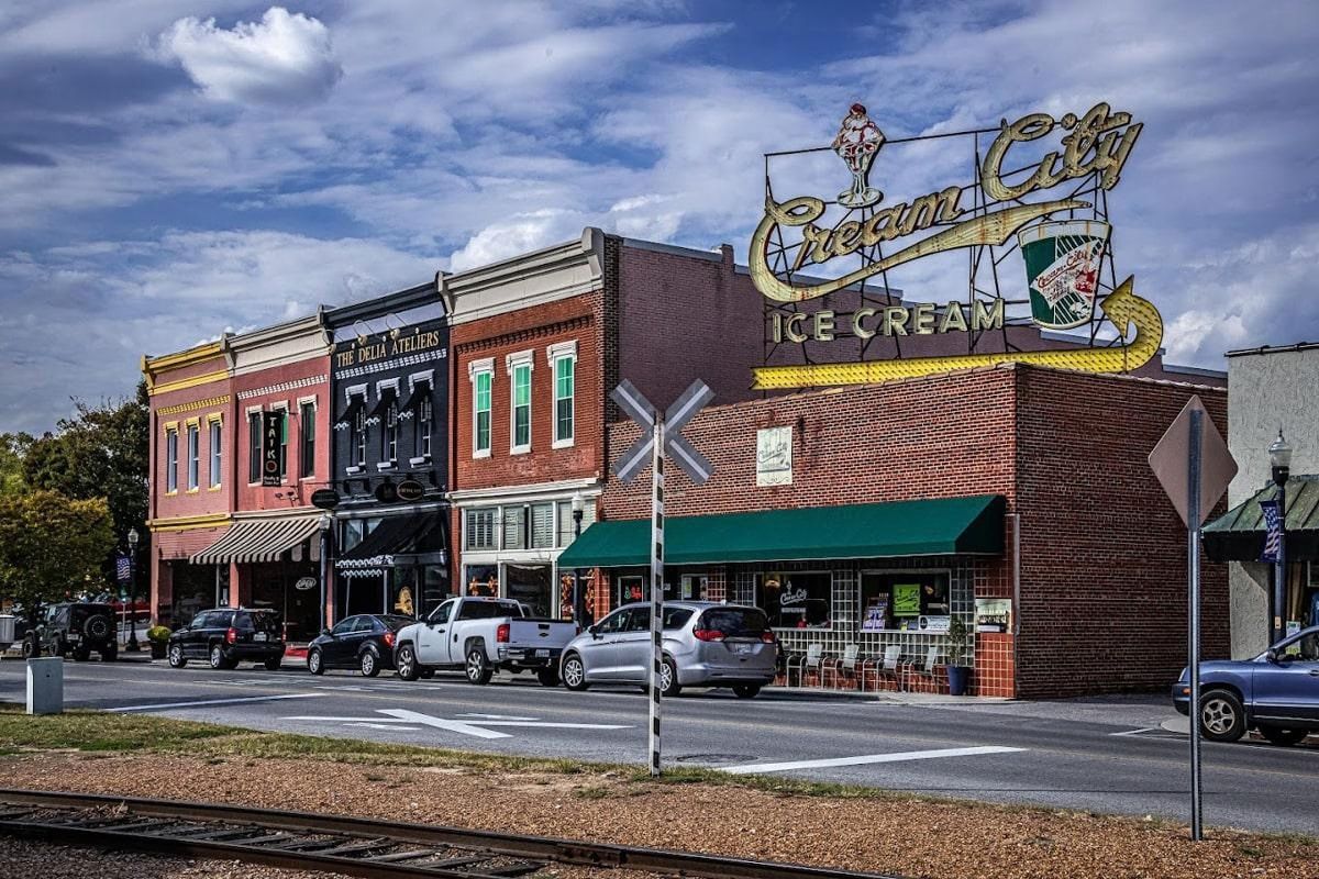 Moving to Cookeville, TN: A Guide for Families Considering the Upper Cumberland